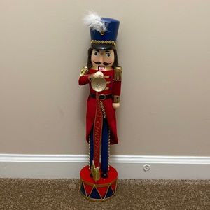 Pier 1 Merry Christmas Soldier Nutcracker Year 2017